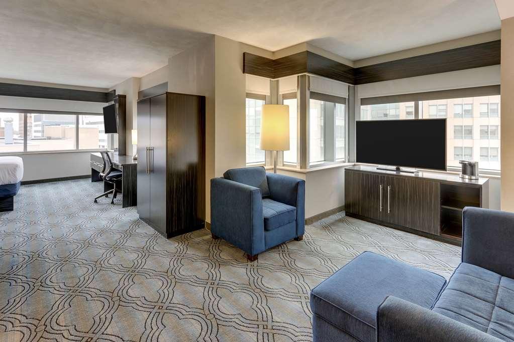 Doubletree By Hilton St. Louis Forest Park Номер фото